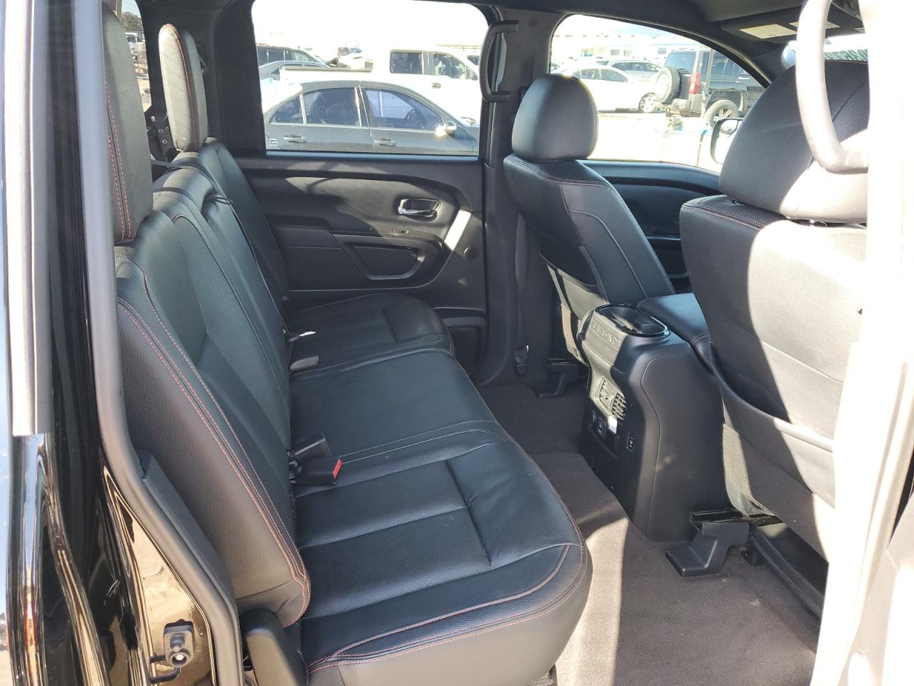 2021 Nissan Titan - Image 10