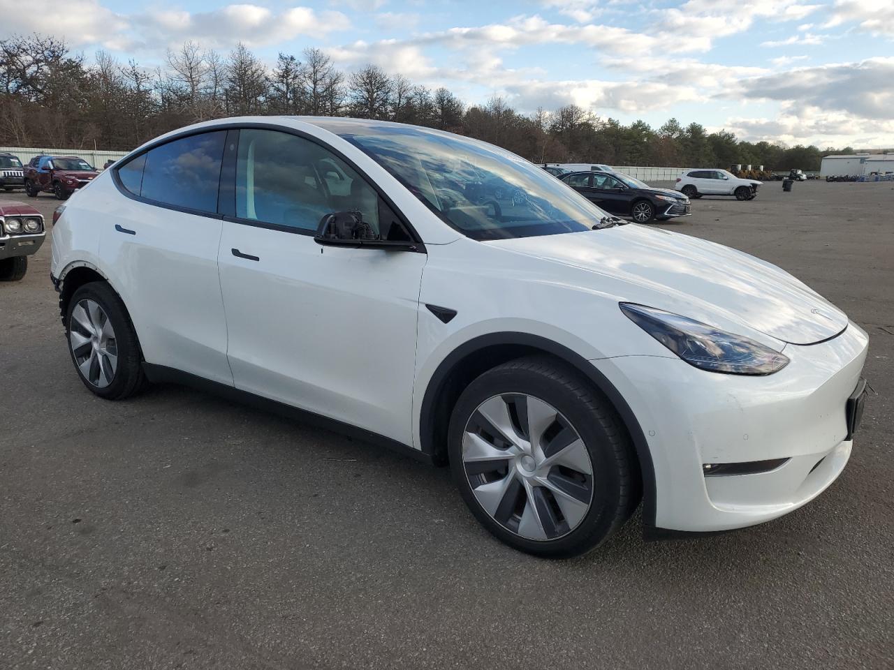 VIN 5YJYGDEE6MF261344 2021 TESLA MODEL Y no.4