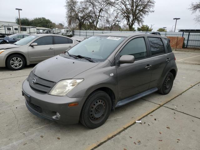 2005 Toyota Scion Xa  للبيع في Sacramento، CA - Front End