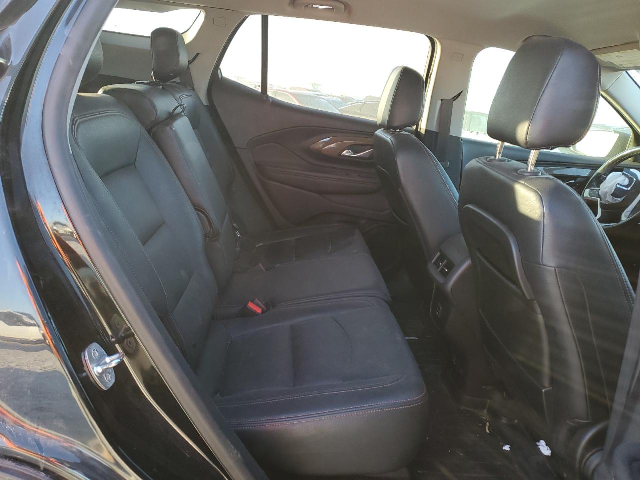 2020 GMC Terrain - Image 11