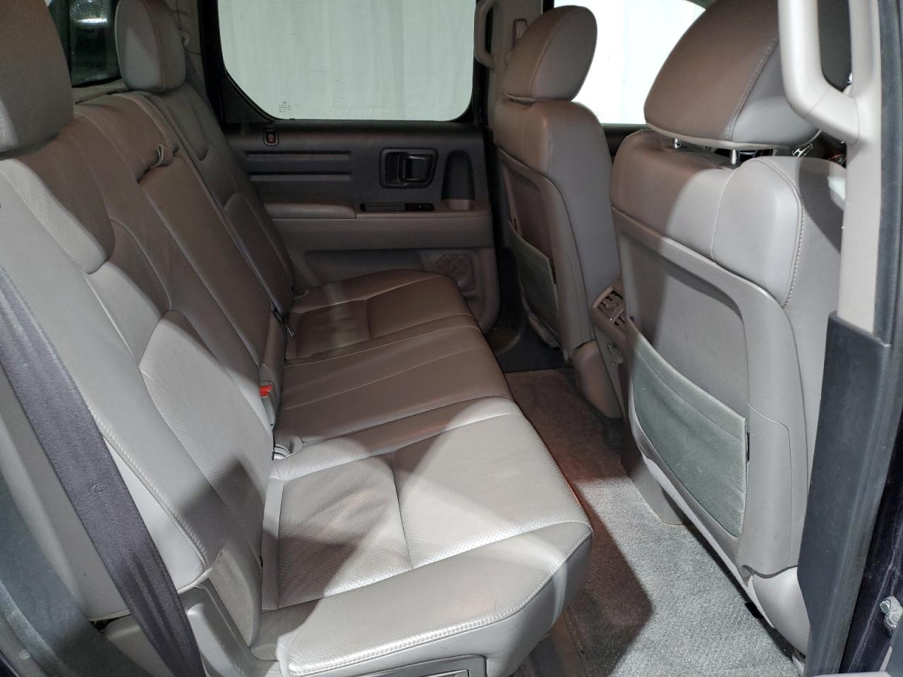 2012 Honda Ridgeline - Image 10