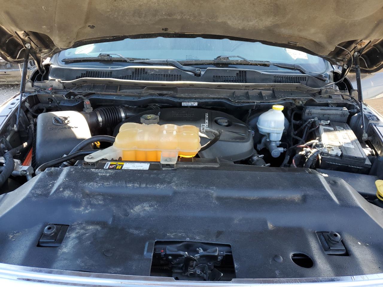 2016 RAM 1500 - Image 11