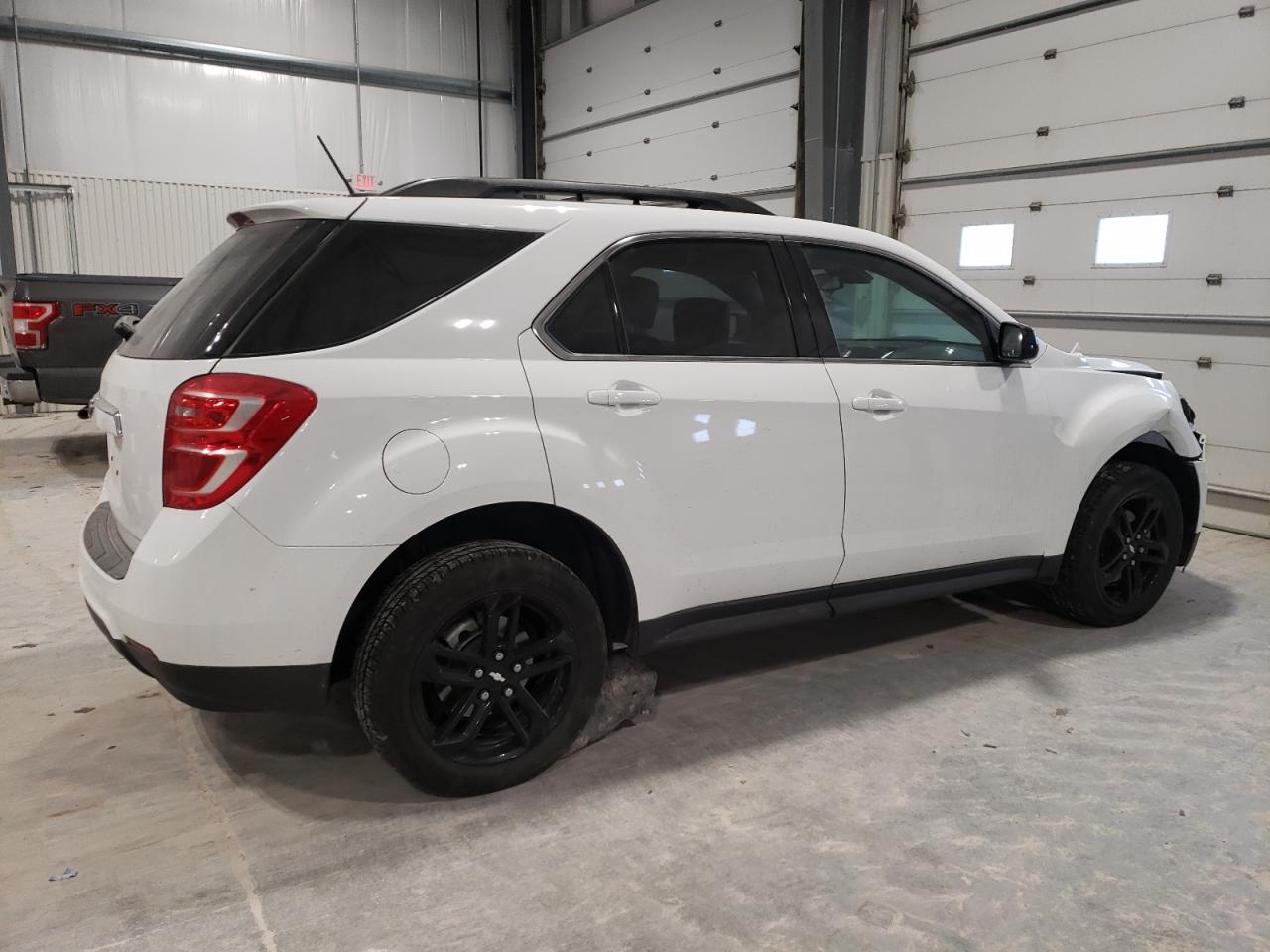 2017 Chevrolet Equinox - Image 3