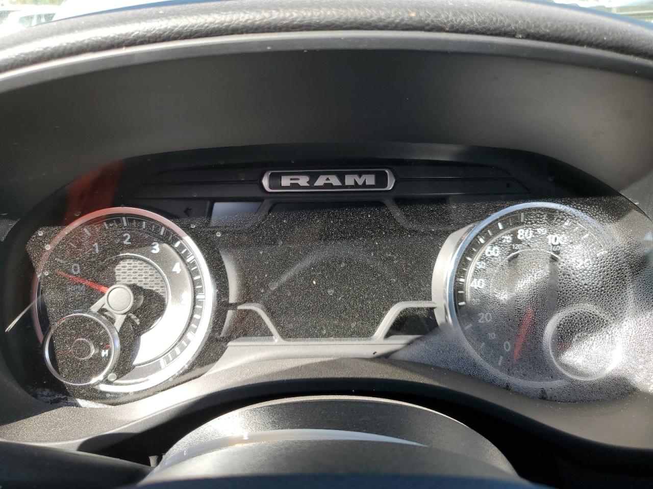 2022 RAM 1500 - Image 9