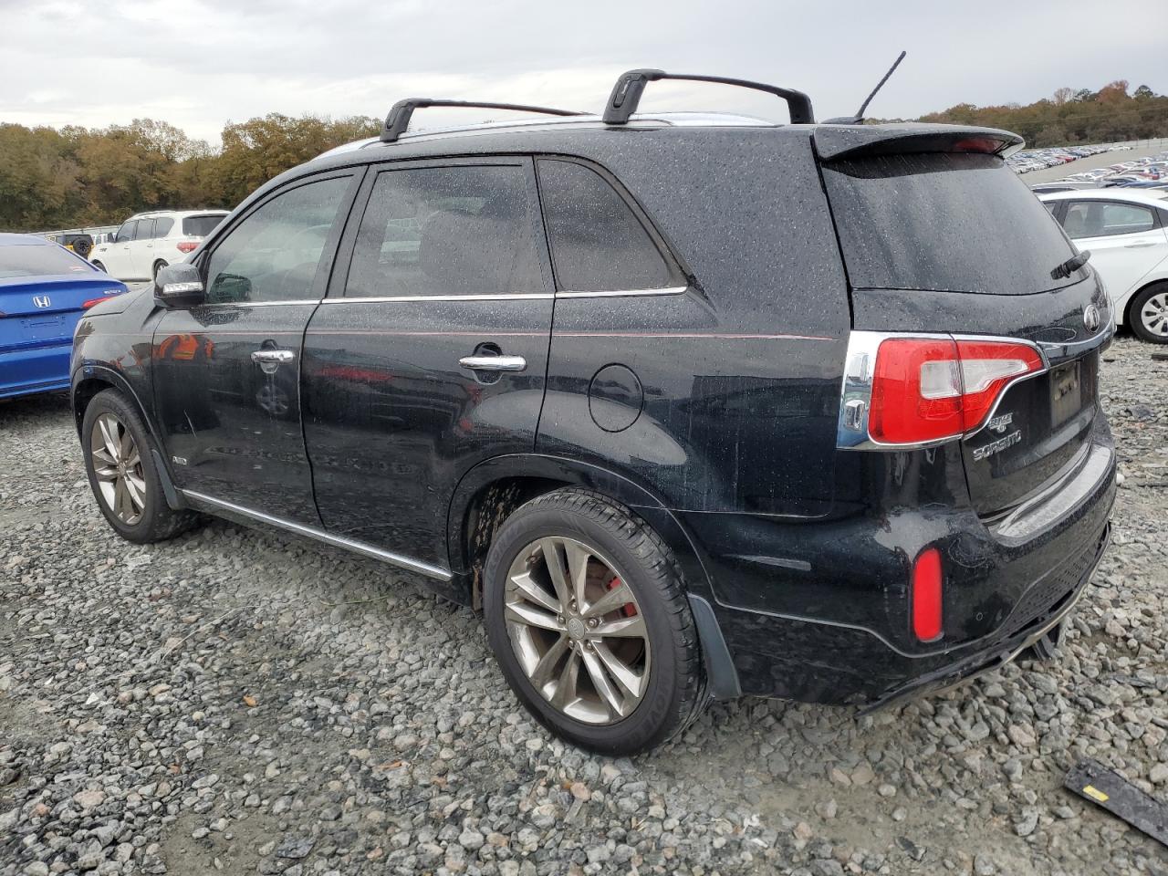 2015 Kia Sorento - Image 2