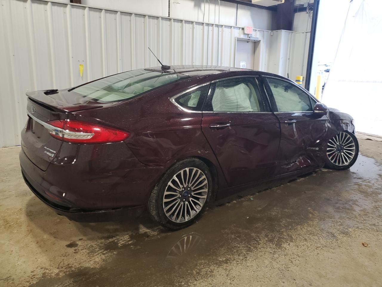 VIN 3FA6P0RU5JR134036 2018 FORD FUSION no.3