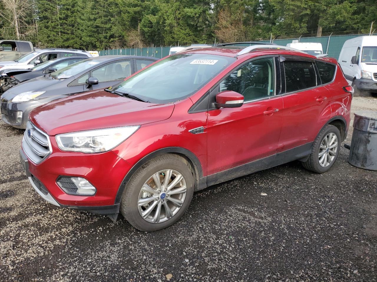 VIN 1FMCU9J96HUE75249 2017 FORD ESCAPE no.1