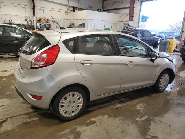  FORD FIESTA 2015 Srebrny