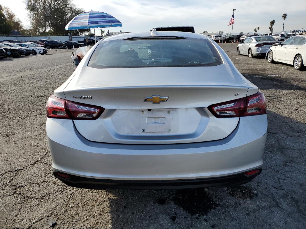 2022 Chevrolet Malibu - Image 6