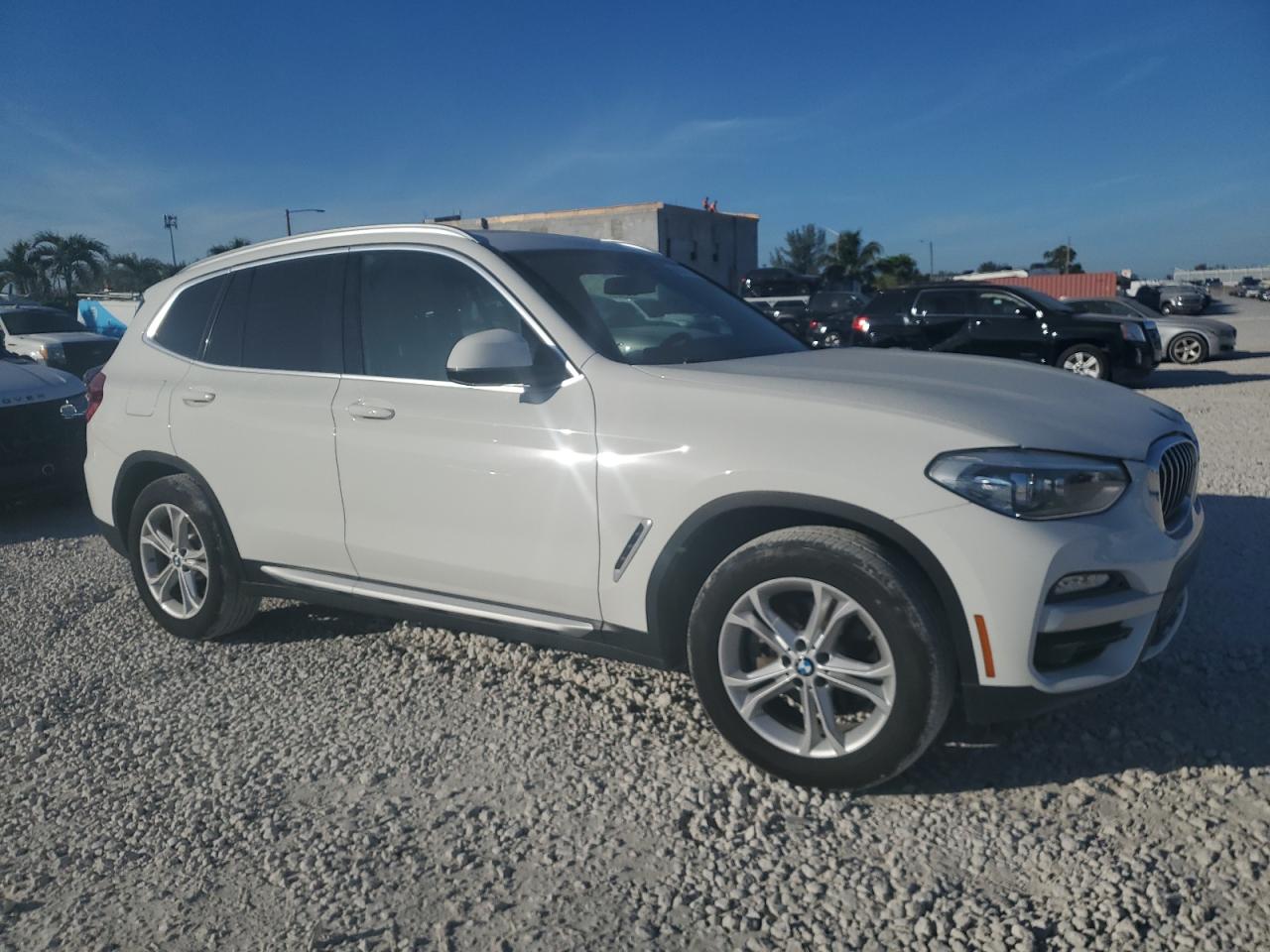 VIN 5UXTR7C54KLR44466 2019 BMW X3 no.4