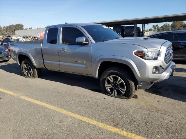  TOYOTA TACOMA 2017 Silver