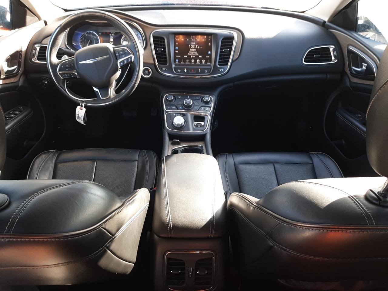 2016 Chrysler 200 - Image 8