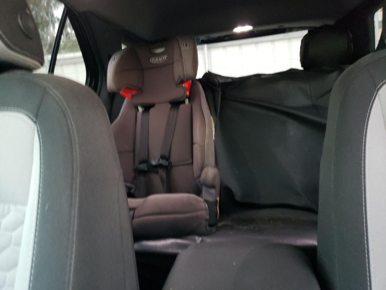 2020 Chevrolet Equinox - Image 10