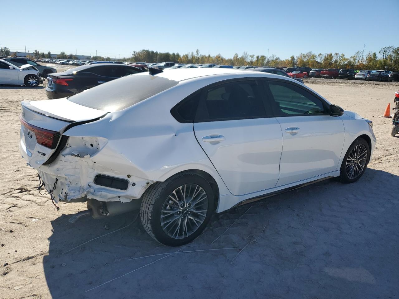 2024 Kia Forte - Image 3