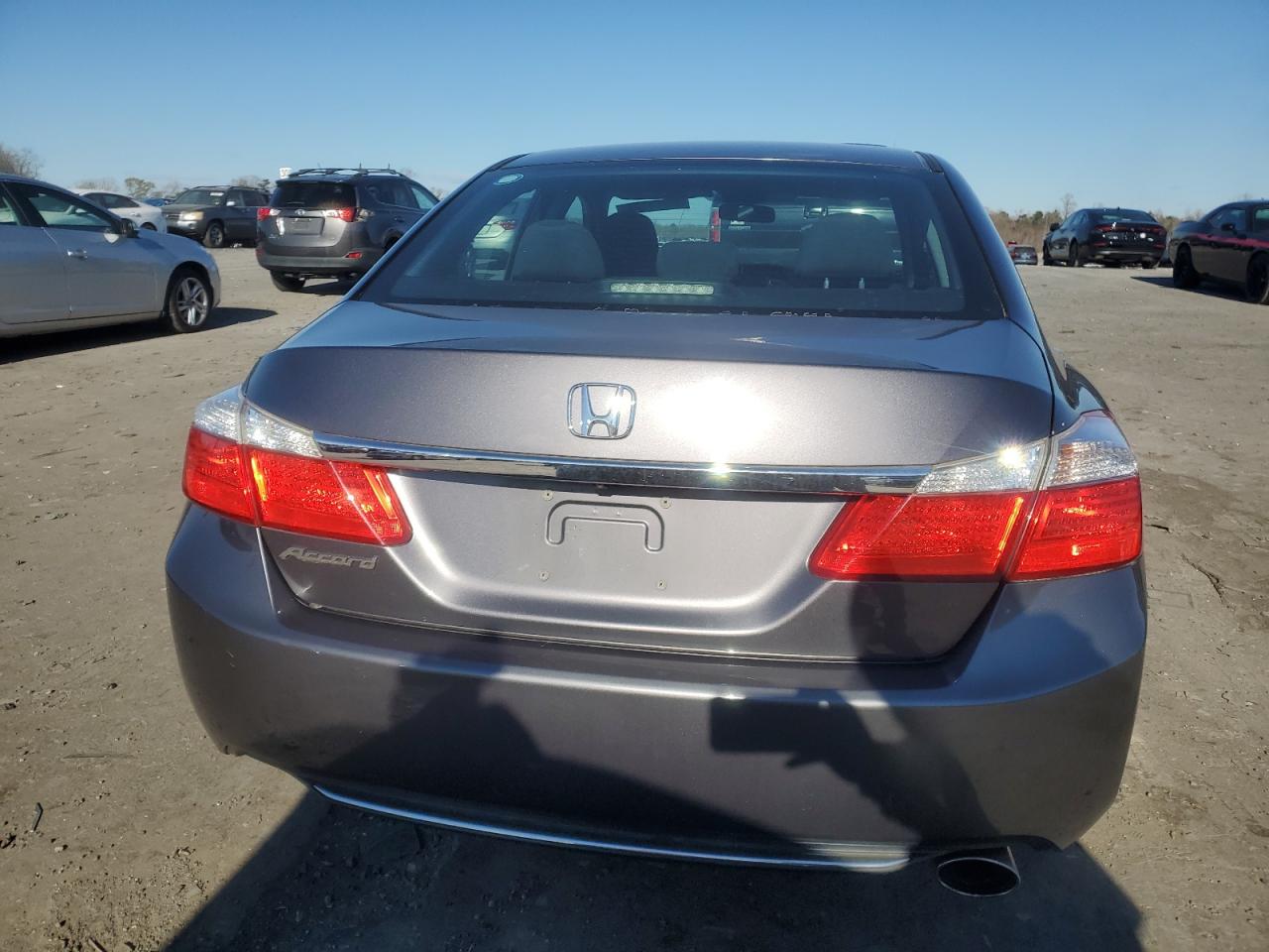 VIN 1HGCR2F70FA168969 2015 HONDA ACCORD no.6