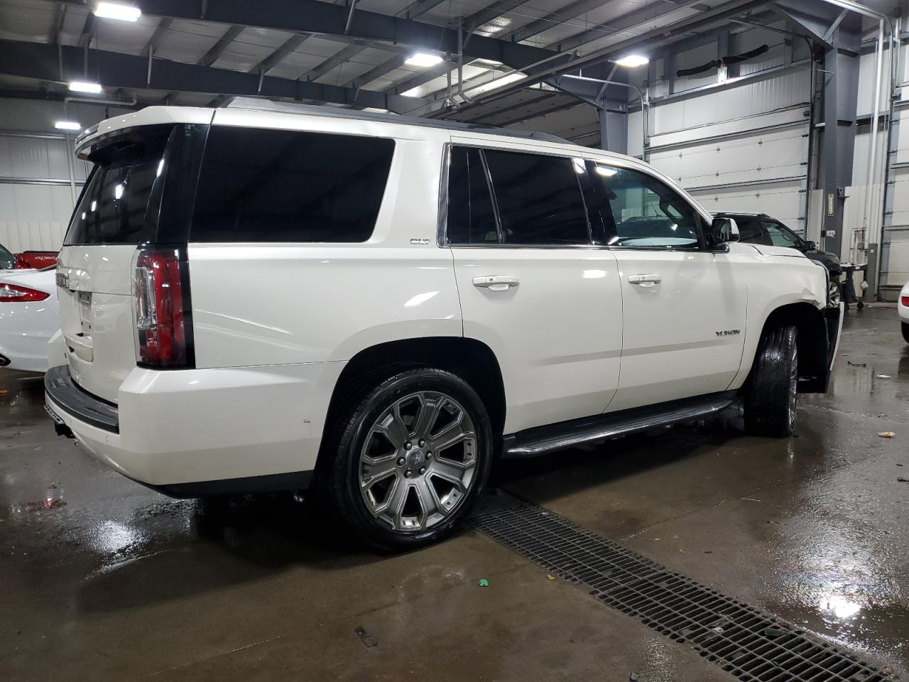 VIN 1GKS2BKC8FR526956 2015 GMC YUKON no.3