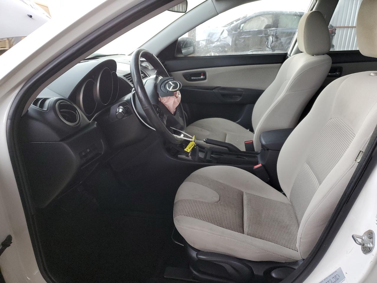 2009 Mazda 3 - Image 7