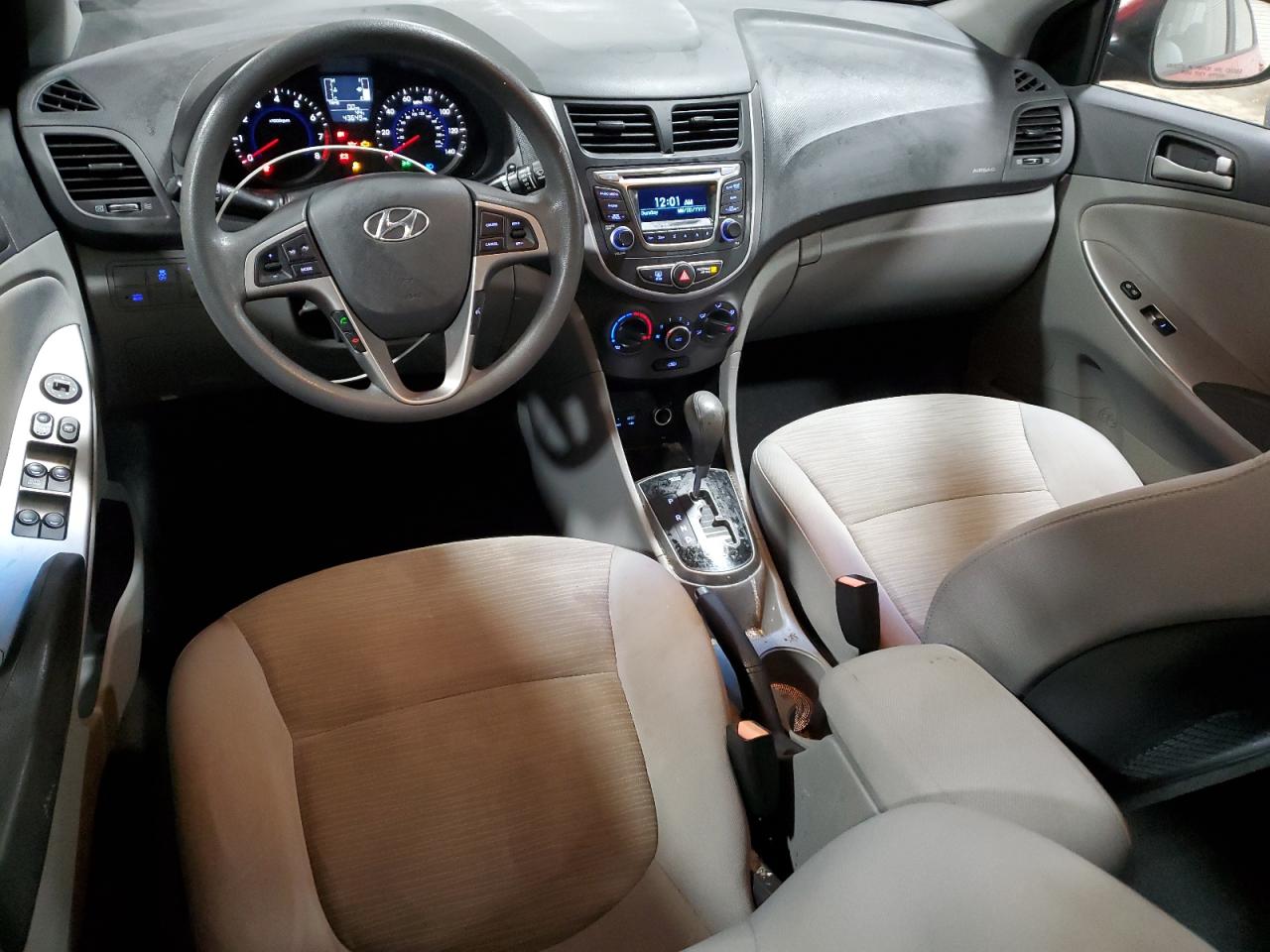 2016 Hyundai Accent - Image 8