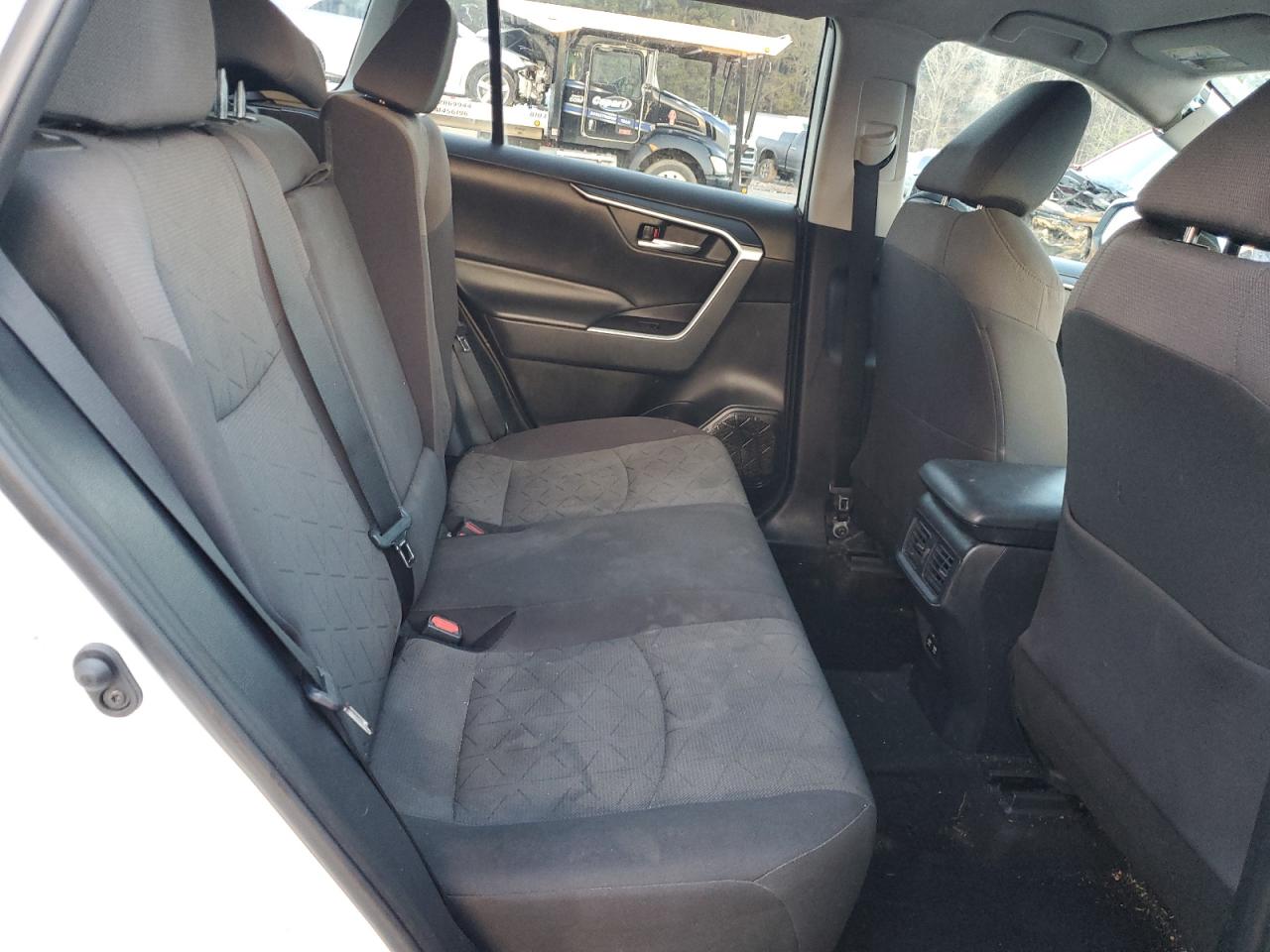 2020 Toyota RAV 4 - Image 11