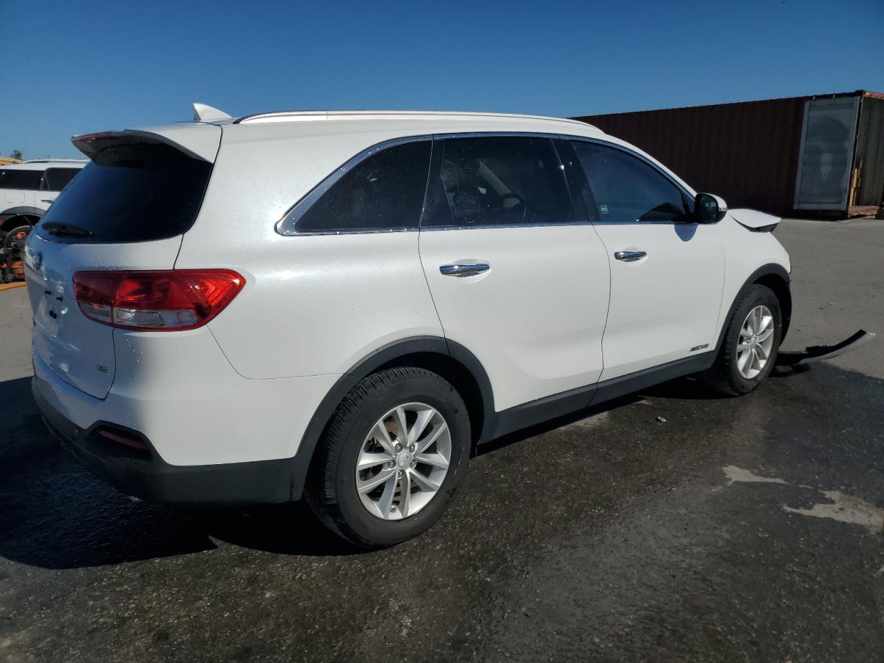 2017 Kia Sorento - Image 3