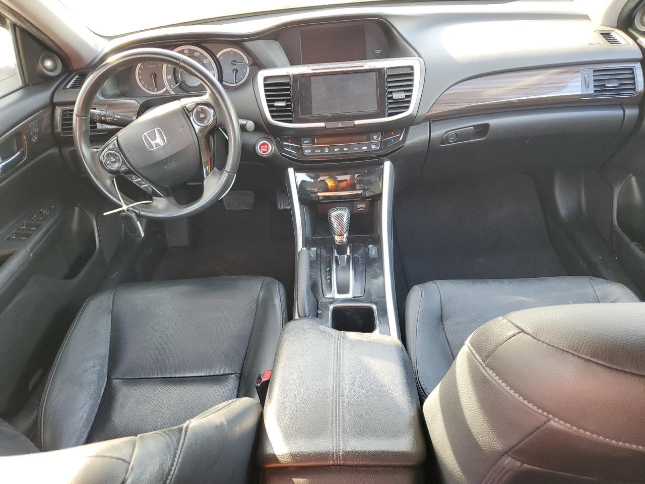 2017 Honda Accord - Image 8