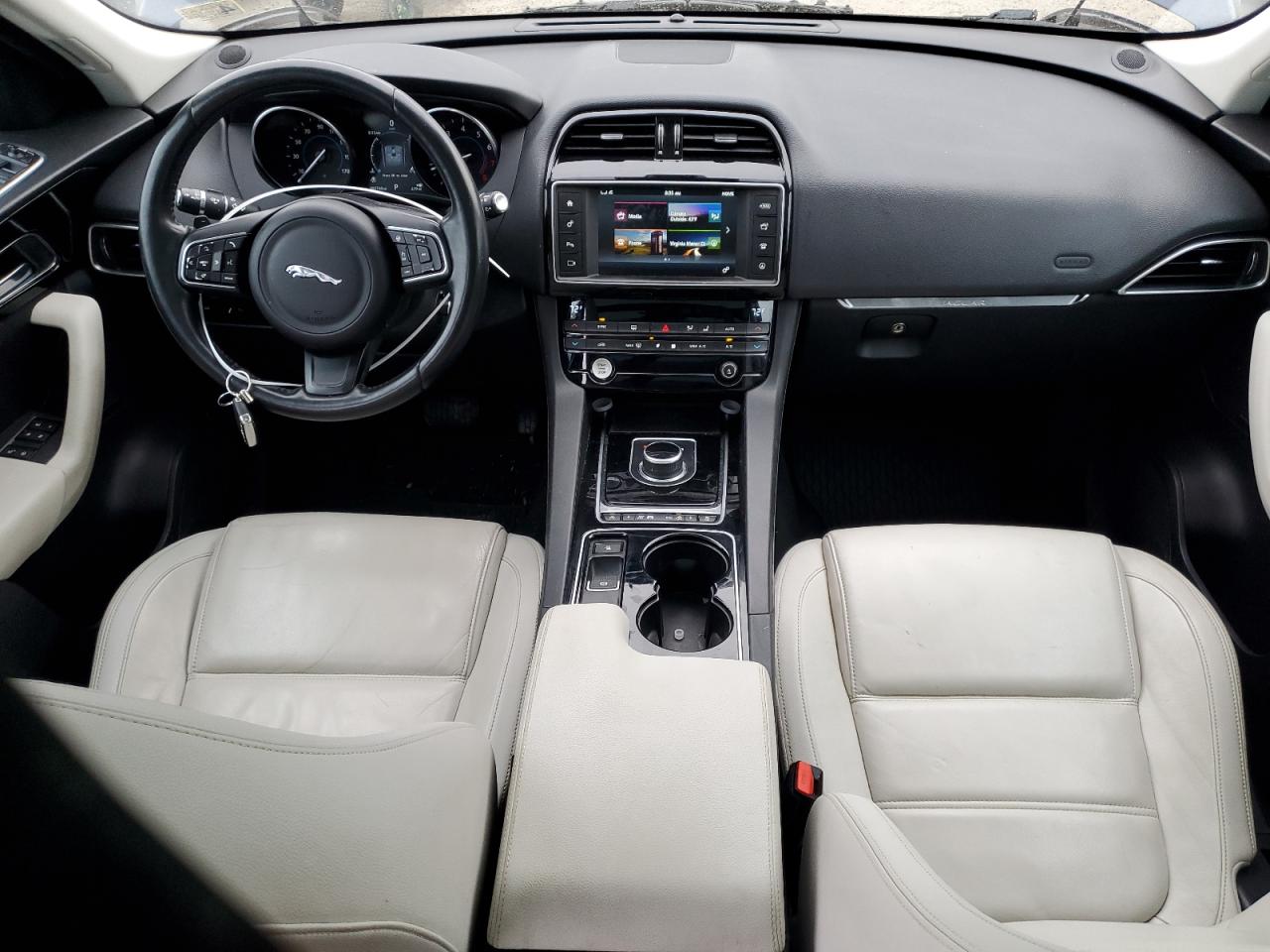 2017 Jaguar F-Pace - Image 8
