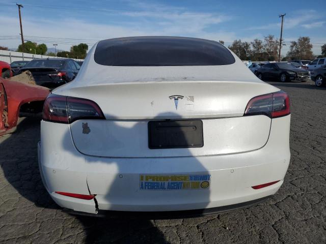  TESLA MODEL 3 2019 Biały