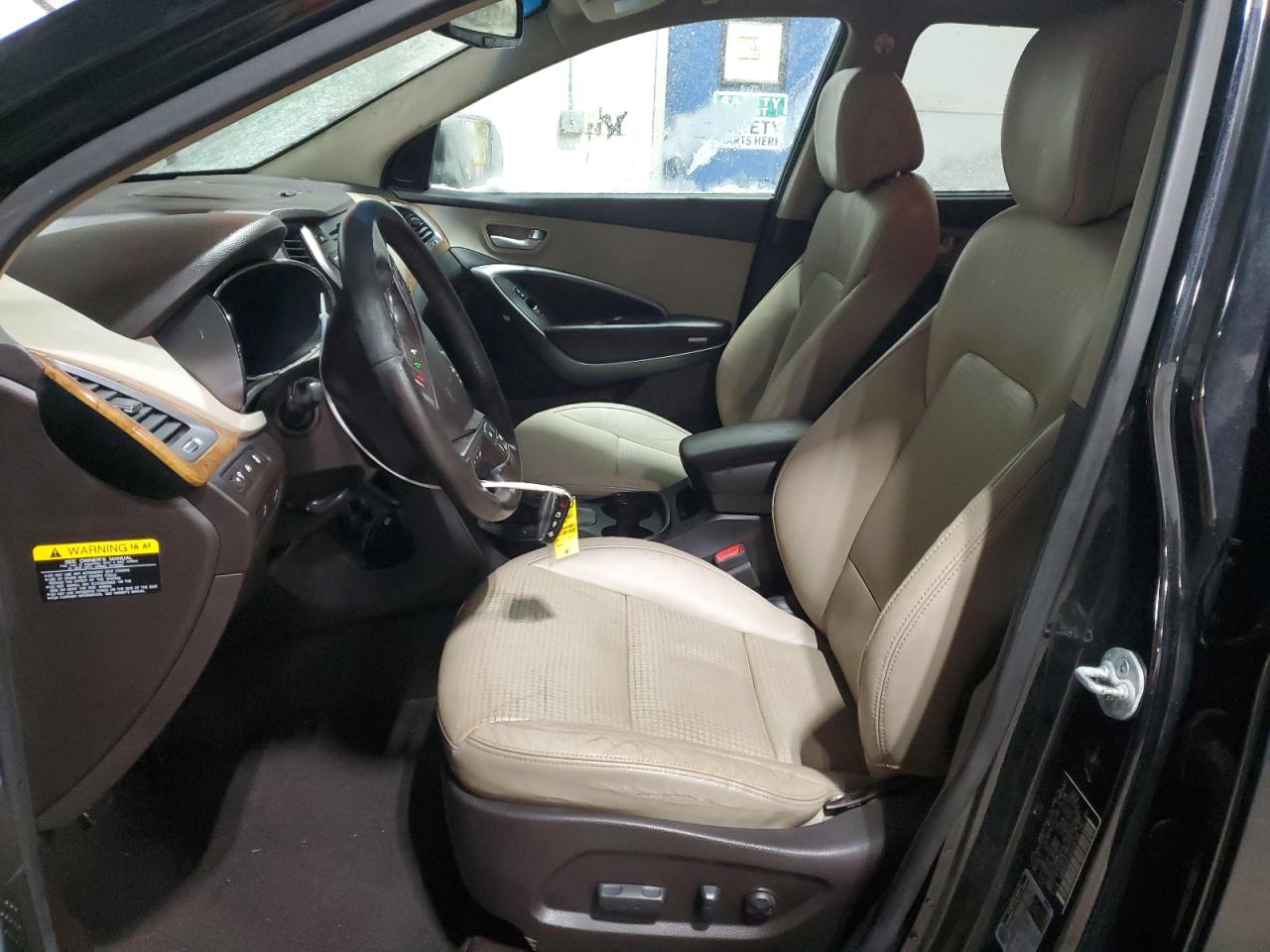 2014 Hyundai Santa Fe - Image 7
