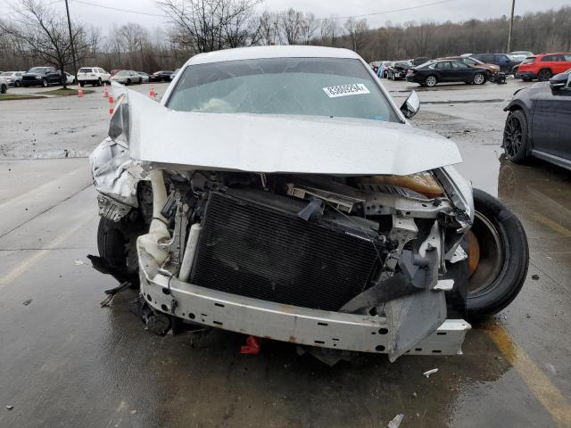  CHRYSLER 300 2012 Srebrny