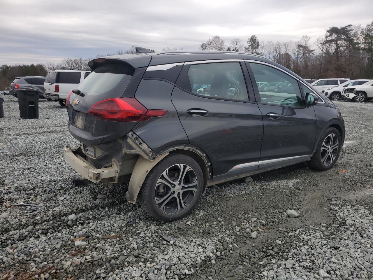 VIN 1G1FX6S08H4187992 2017 CHEVROLET BOLT no.3