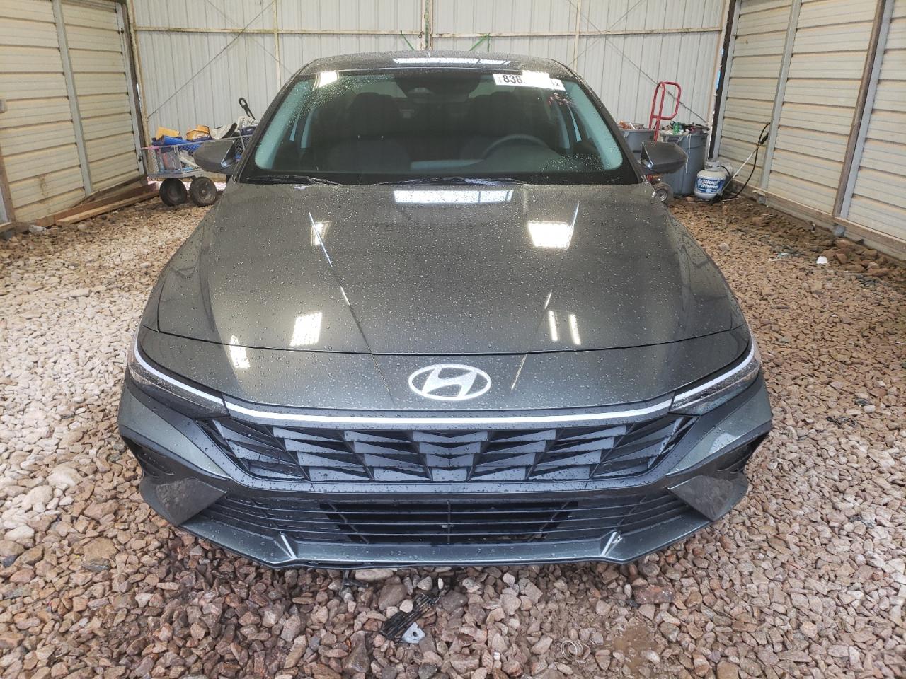 2024 Hyundai Elantra - Image 5