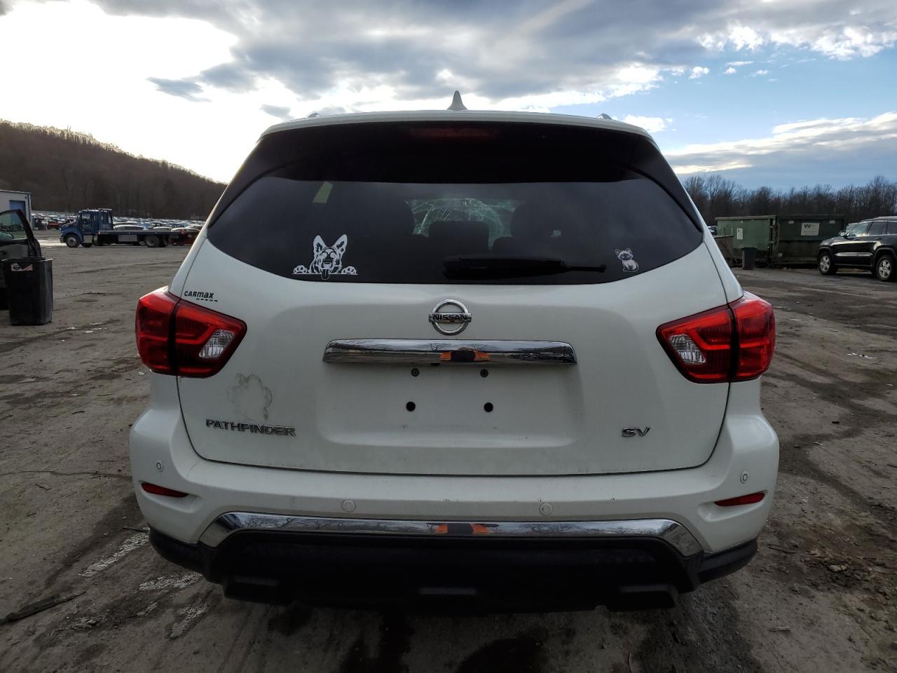 2019 Nissan Pathfinder - Image 6