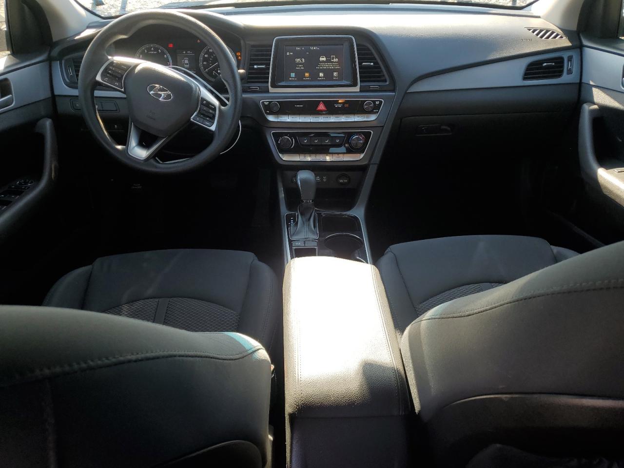 2019 Hyundai Sonata - Image 8