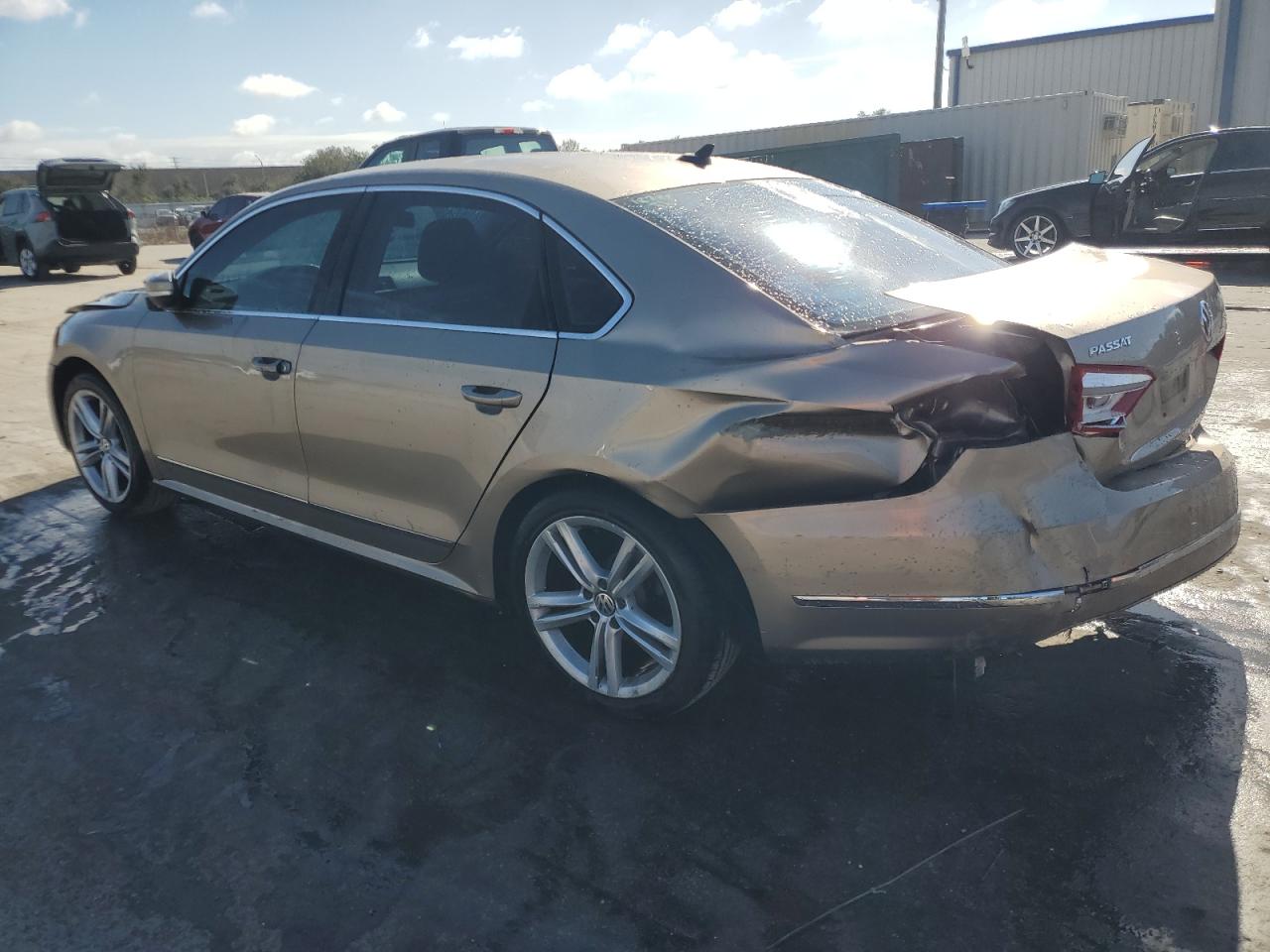 VIN 1VWBT7A3XFC089890 2015 VOLKSWAGEN PASSAT no.2