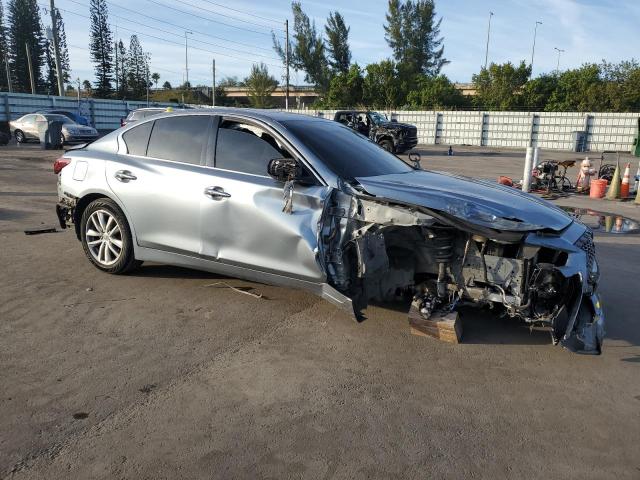  INFINITI Q50 2015 Синий