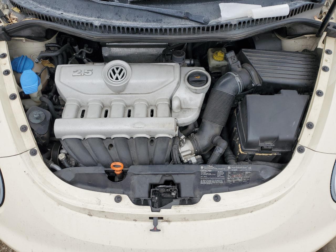 2006 Volkswagen Beetle - Image 11