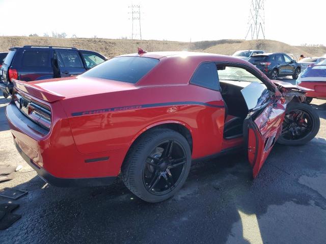  DODGE CHALLENGER 2017 Красный