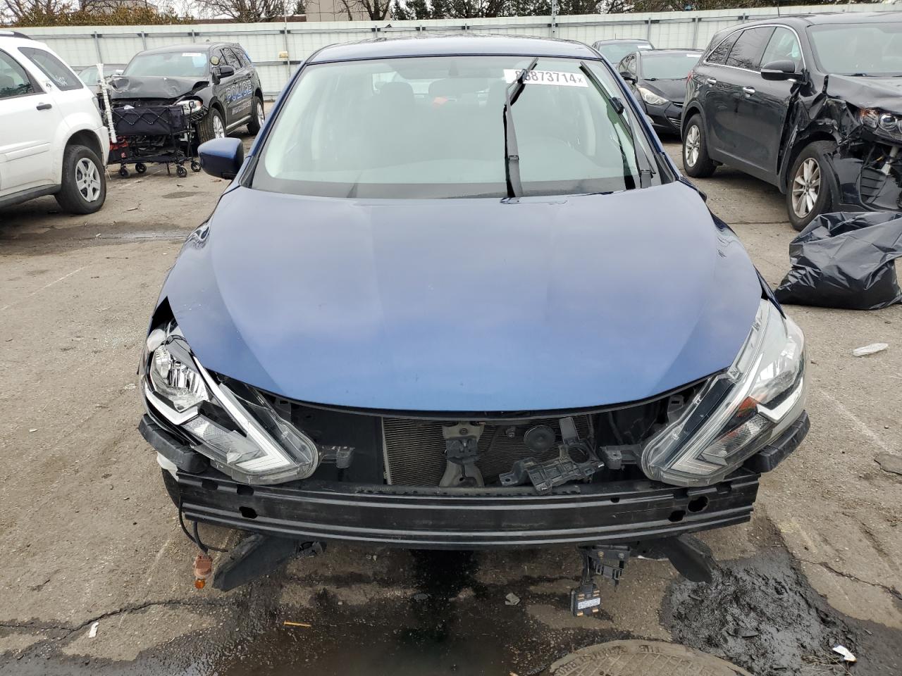 2019 Nissan Sentra - Image 5