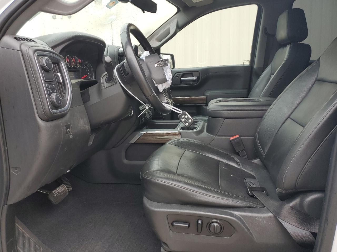 2020 Chevrolet Silverado - Image 7
