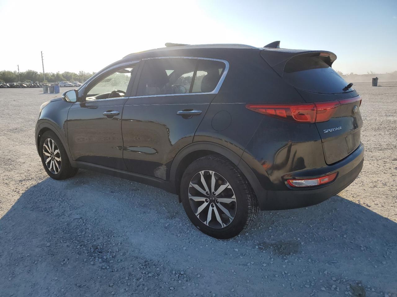 KNDPN3AC6H7285896 2017 KIA SPORTAGE - Image 2