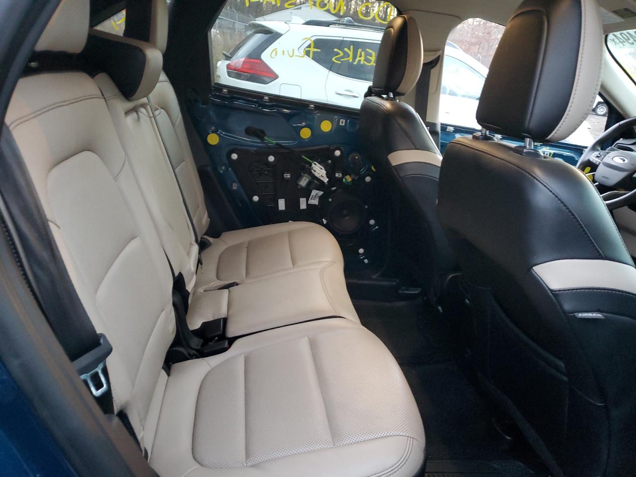 2020 Ford Escape - Image 11