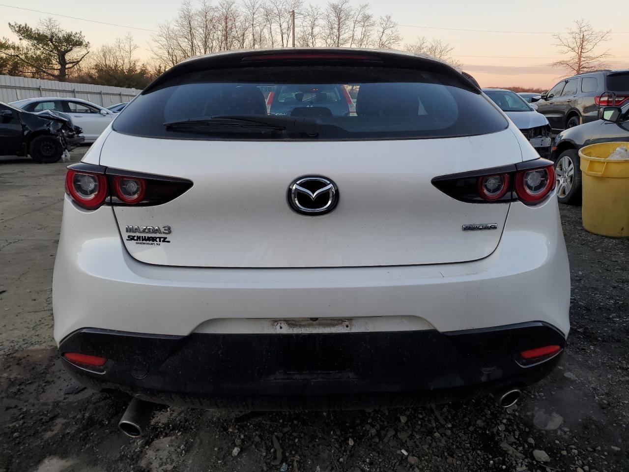 2022 Mazda 3 - Image 6