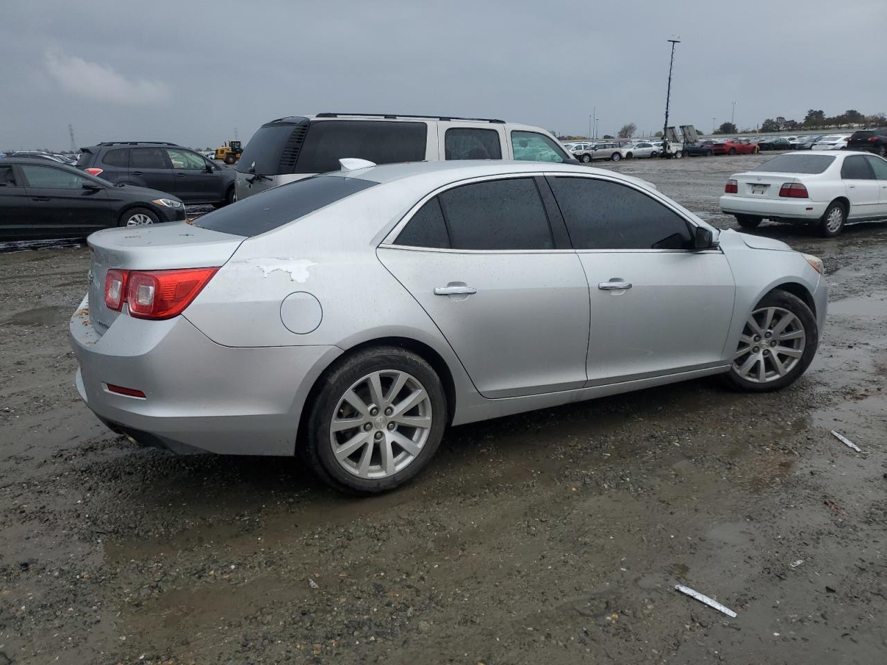 VIN 1G11E5SA6GU156614 2016 CHEVROLET MALIBU no.3