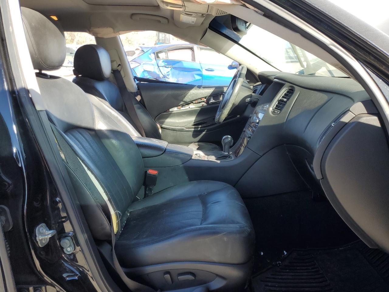 2017 Infiniti QX50 - Image 7