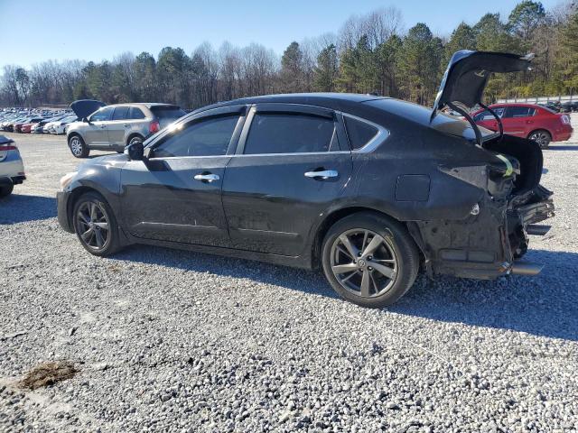 Parquets NISSAN ALTIMA 2015 Czarny