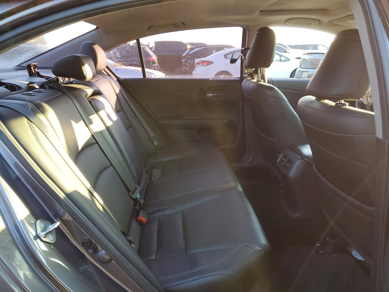 2015 Honda Accord - Image 10