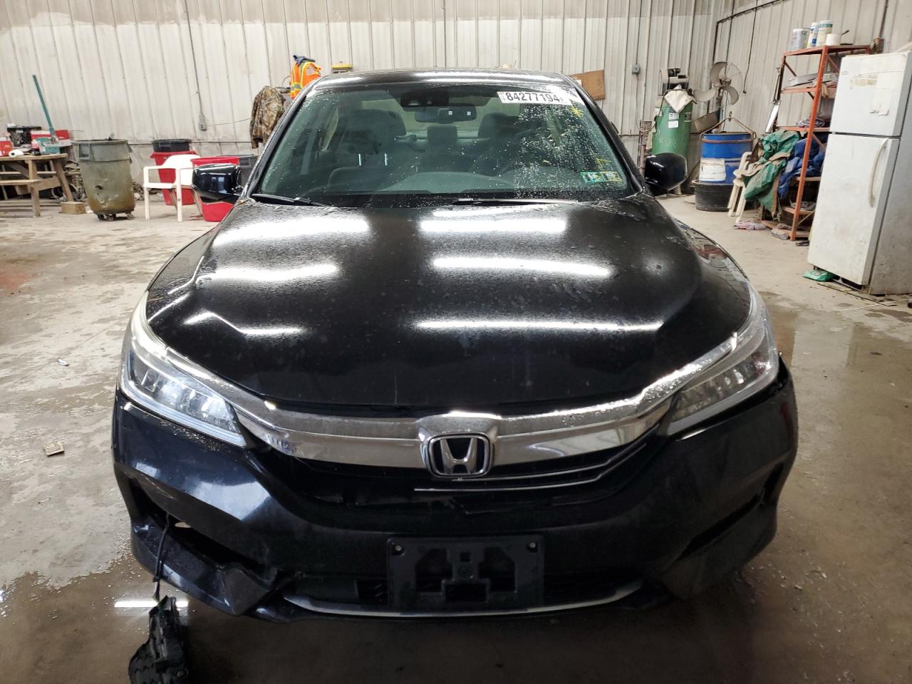 VIN JHMCR6F72HC025789 2017 HONDA ACCORD no.5