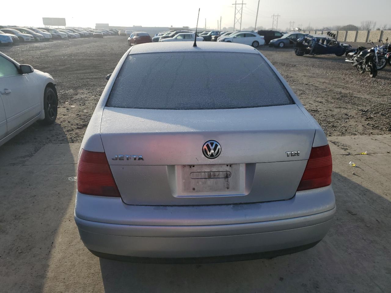 2002 Volkswagen Jetta - Image 6