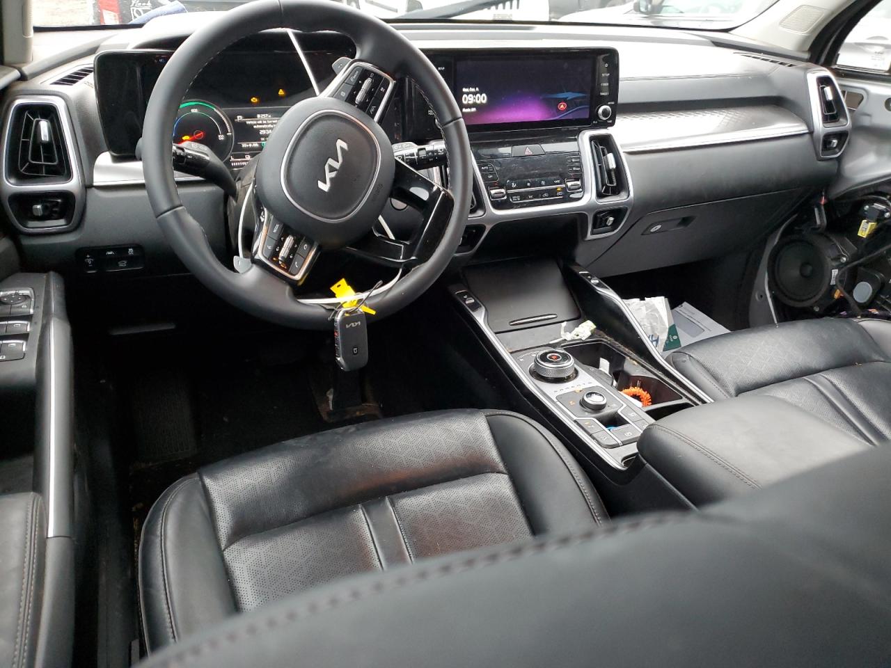 2023 Kia Sorento - Image 8