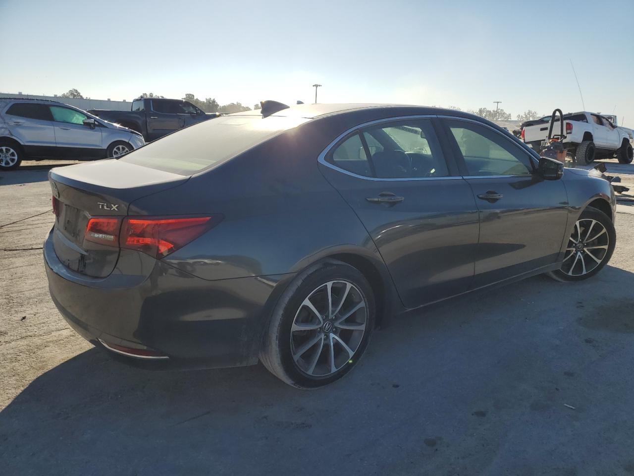 2015 Acura TLX - Image 3